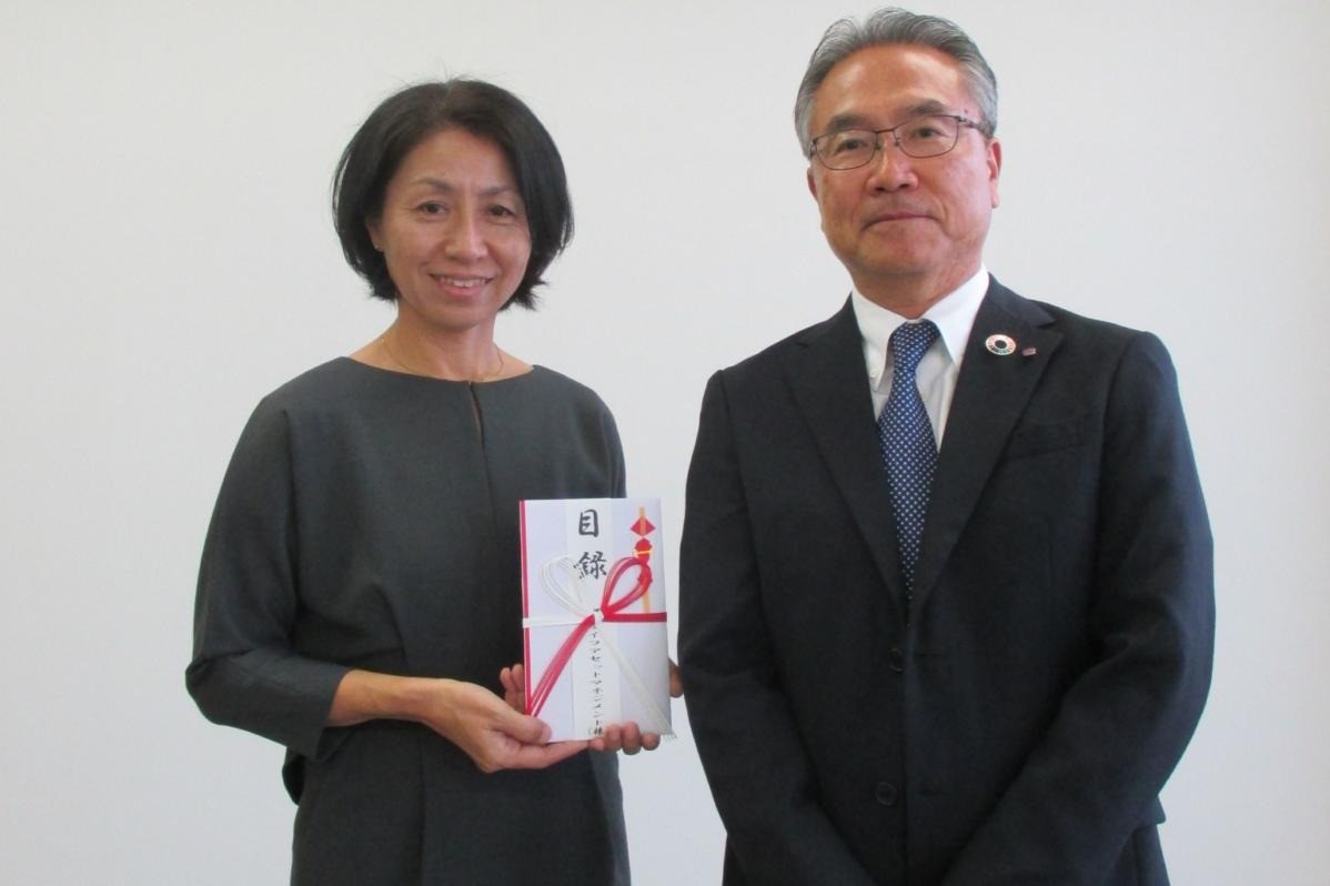 「朝日ライフ SRI 社会貢献ファンド（愛称：あすのはね）」より、ご寄付をいただきました