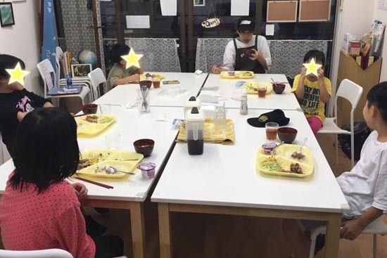 夏休み期間、お昼のお弁当を配布しました＆みんかふぇ新スタッフ紹介
