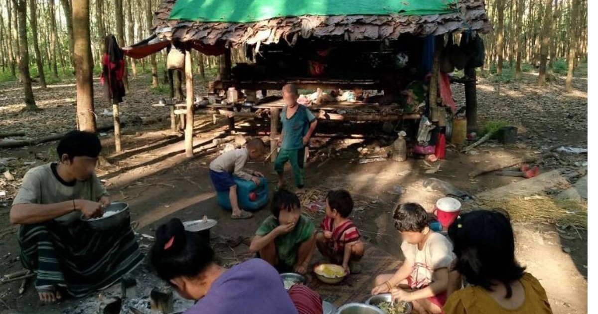 国内避難民キャンプに生きる人びと